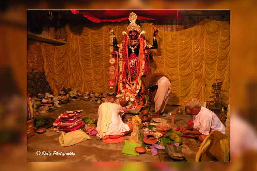 Wish to be part of the oldest domestic Kali Pujo of Bengal?
