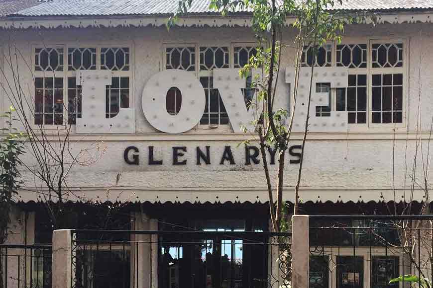 Darjeelingâ€™s iconic Glenaryâ€™s continue to bake bread for charitable organisation