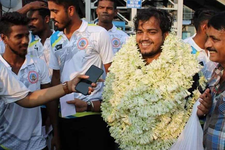 How a Bengali coupleâ€™s utmost care helped Rahul Sheikh become the Bengal team glory