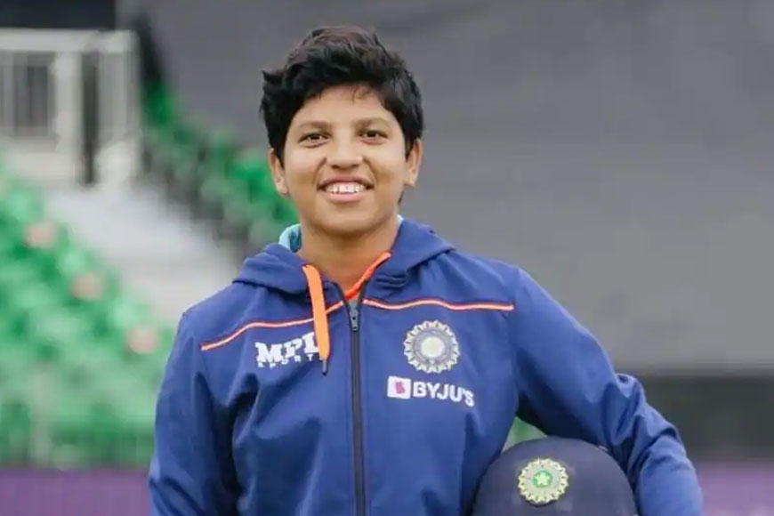 Meet Richa Ghosh, Bengalâ€™s newest cricket sensation