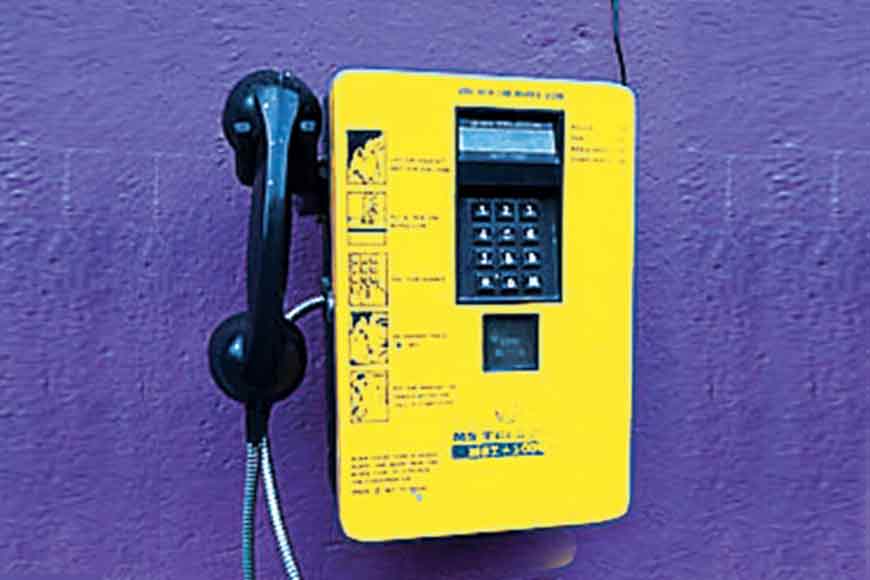 Kolkataâ€™s telephone booths have now become mere â€œshowpiecesâ€ - GetBengal Story