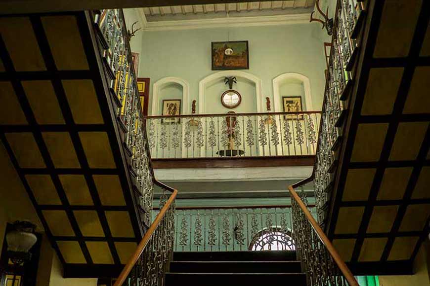 The Staircase Bridgeâ€”175-year-old Thanthania Laha Palaceâ€”GetBengal story