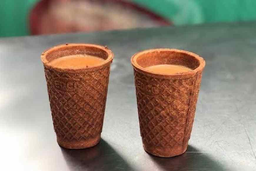 â€˜Biscuit Cupsâ€™ serving tea in Nadia â€“ an answer to land pollution? â€“ GetBengal story