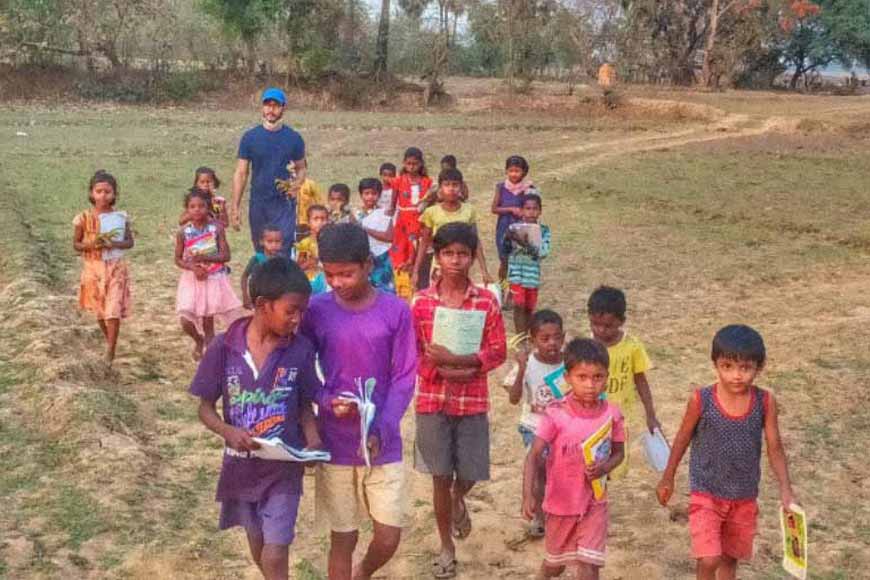 The â€˜Tree Schoolâ€™, a brainchild of Farakka resident Anshuman Thakur