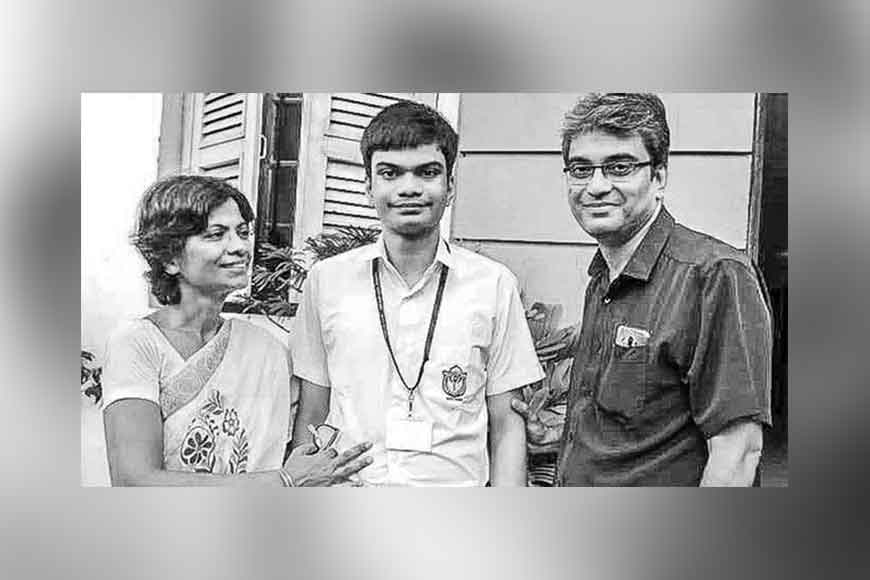 Disabilities could not stop Kritiman from securing 92% in his tenth grade CBSE examination
