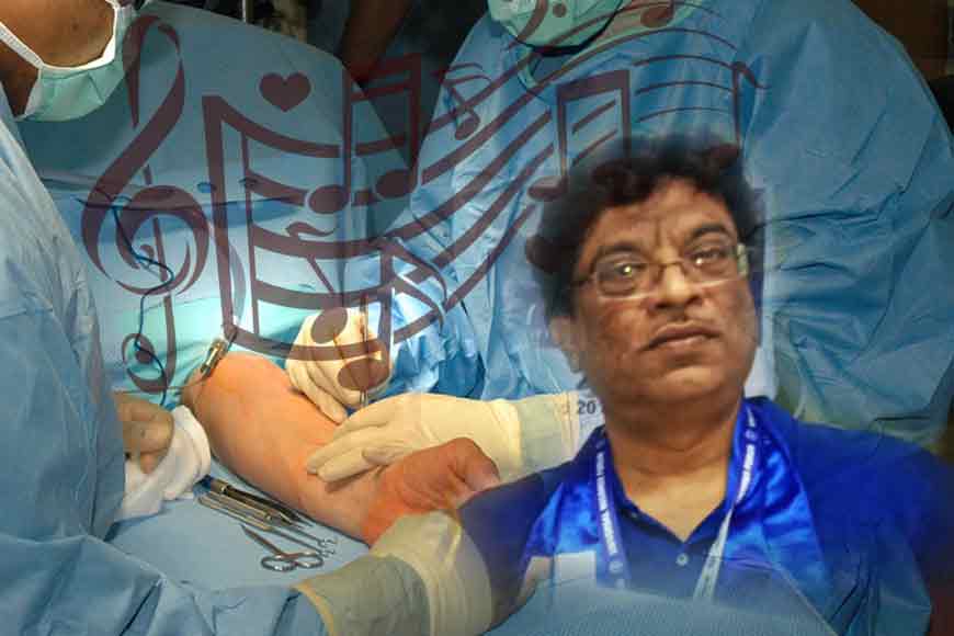 Kolkata&rsquo;s orthopaedic surgeon gets int&rsquo;l award for music induced surgery
